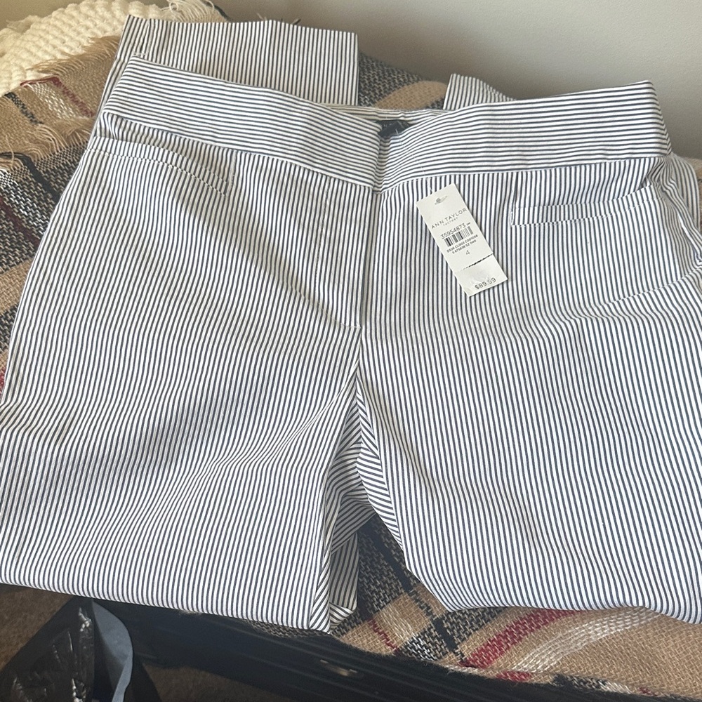 Ann Taylor Black and White Striped Cropped Pants